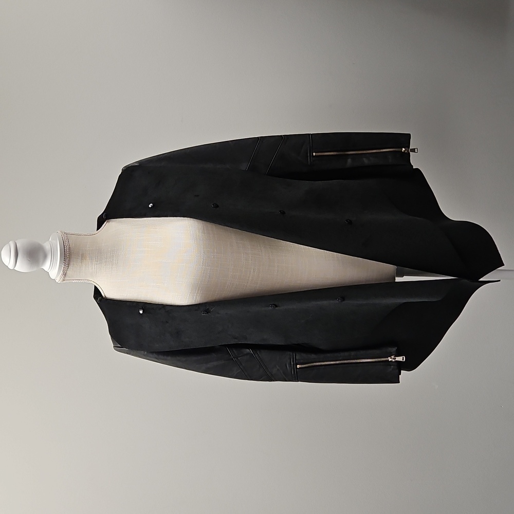 The Limited Collection Jacket - Picture 5 of 6